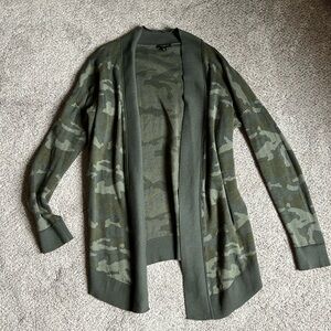 Women’s Camo Cardigam - XS